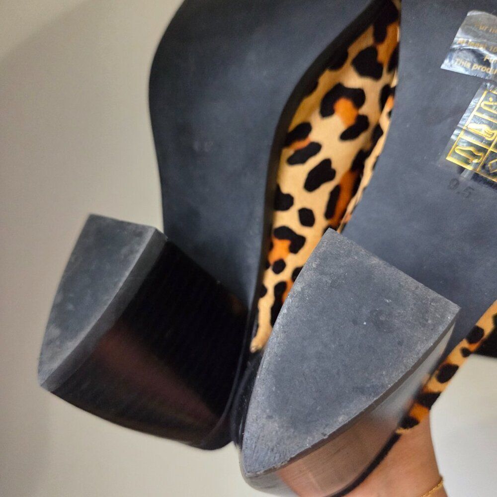 EUC JEFFREY CAMPBELL GENUINE LEATHER UPPER ANIMAL PRINT POINTY HEELED MULES 9.5 - Picture 13 of 15